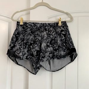 Lululemon women’s running shorts
